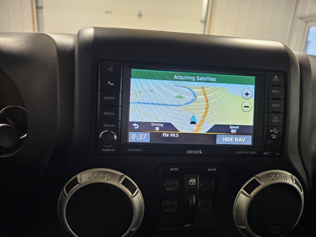 2013 Jeep Wrangler Unlimited Image 20