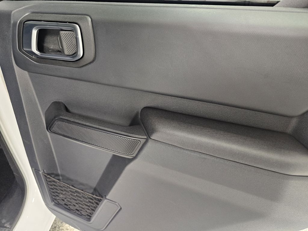 2025 Ford Bronco Image 13