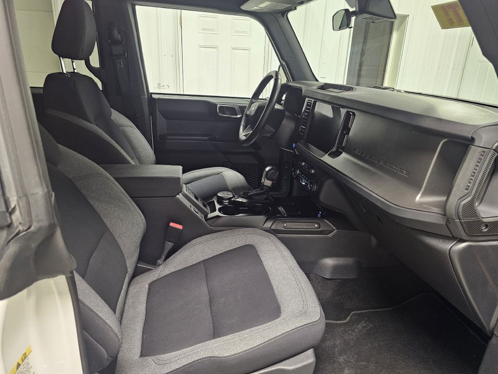 2025 Ford Bronco Image 16