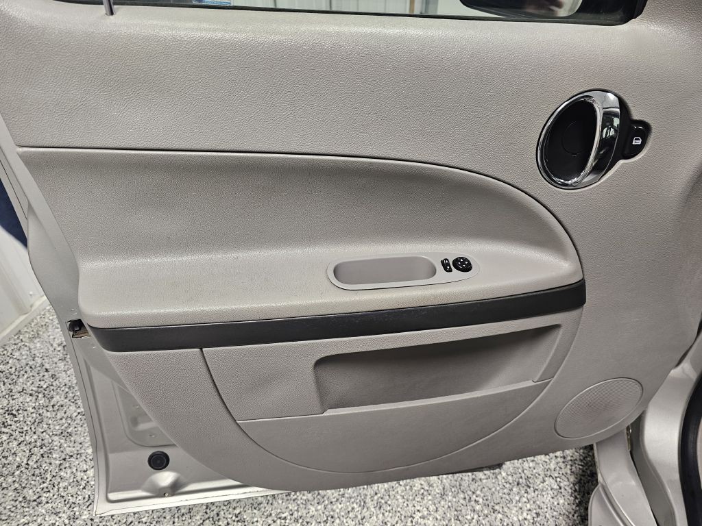 2008 Chevrolet HHR Image 9
