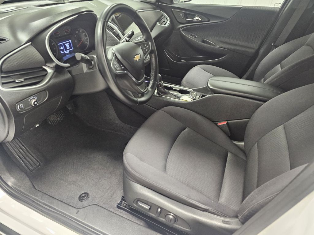 2023 Chevrolet Malibu Image 9