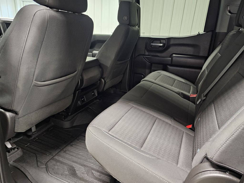 2023 Chevrolet Silverado 1500 Image 11