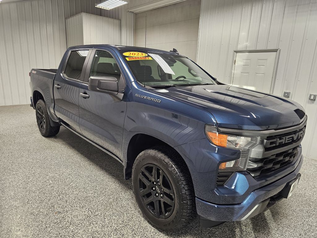 2023 Chevrolet Silverado 1500 Image 2