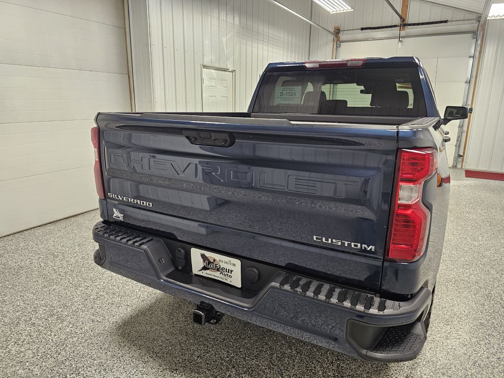 2023 Chevrolet Silverado 1500 Image 6