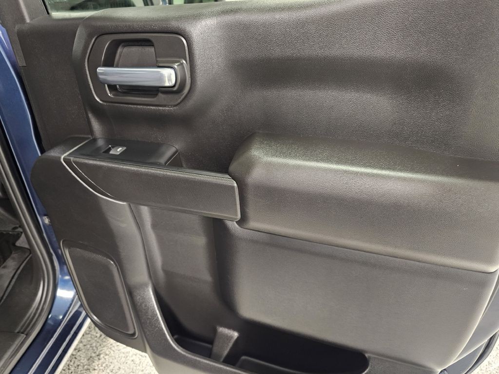 2023 Chevrolet Silverado 1500 Image 12