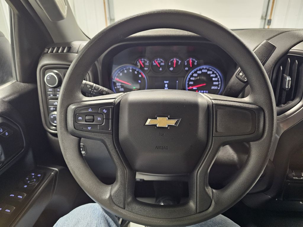 2023 Chevrolet Silverado 1500 Image 17