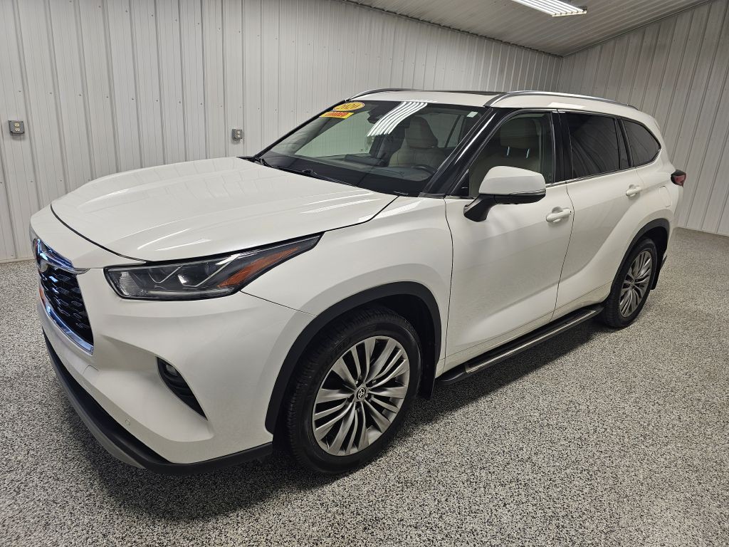 2020 Toyota Highlander Image 1
