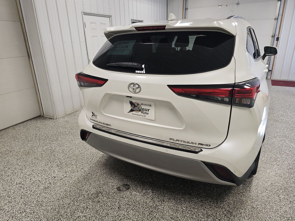 2020 Toyota Highlander Image 6