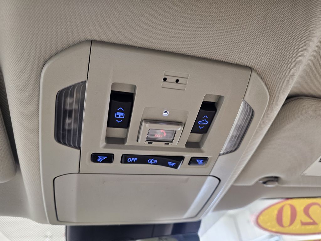 2020 Toyota Highlander Image 22