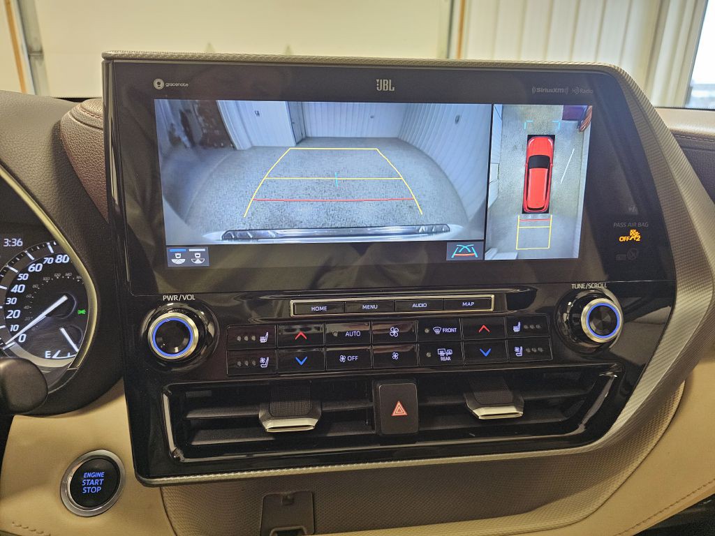 2020 Toyota Highlander Image 24