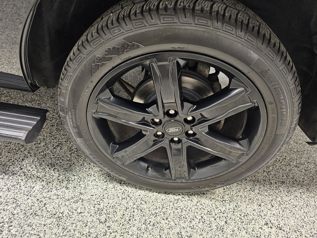 2021 Ford Expedition Image 8