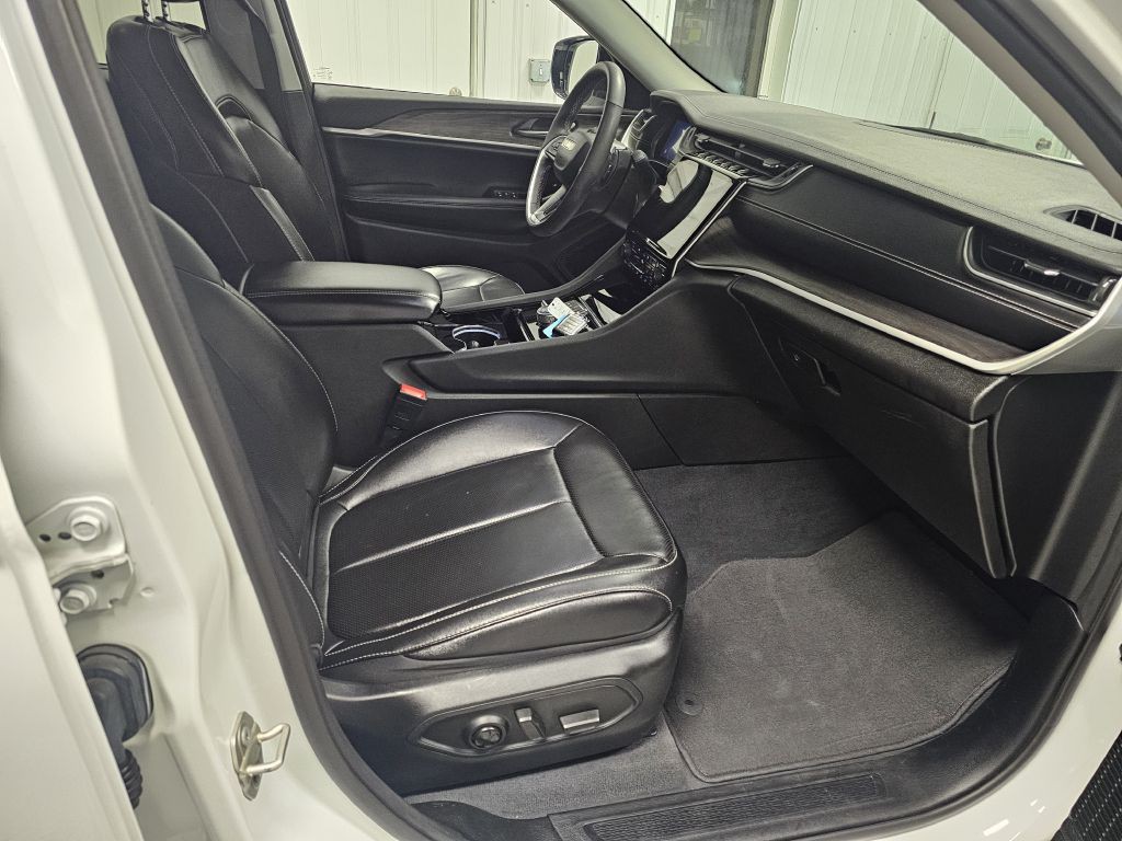 2023 Jeep Grand Cherokee Image 18