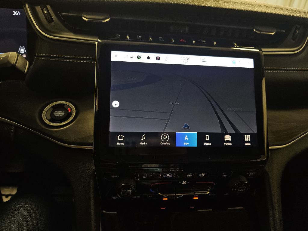 2023 Jeep Grand Cherokee Image 23