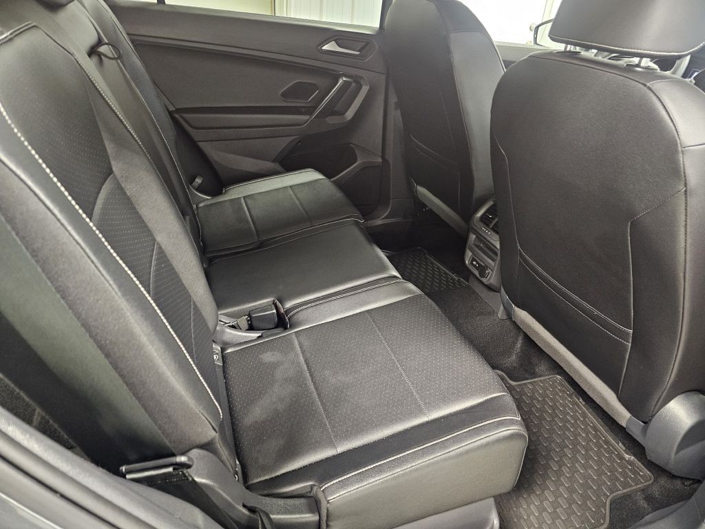 2021 Volkswagen Tiguan Image 14