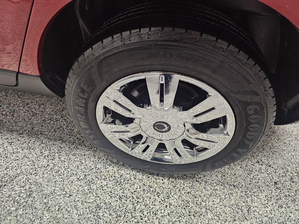 2015 Cadillac SRX Image 8