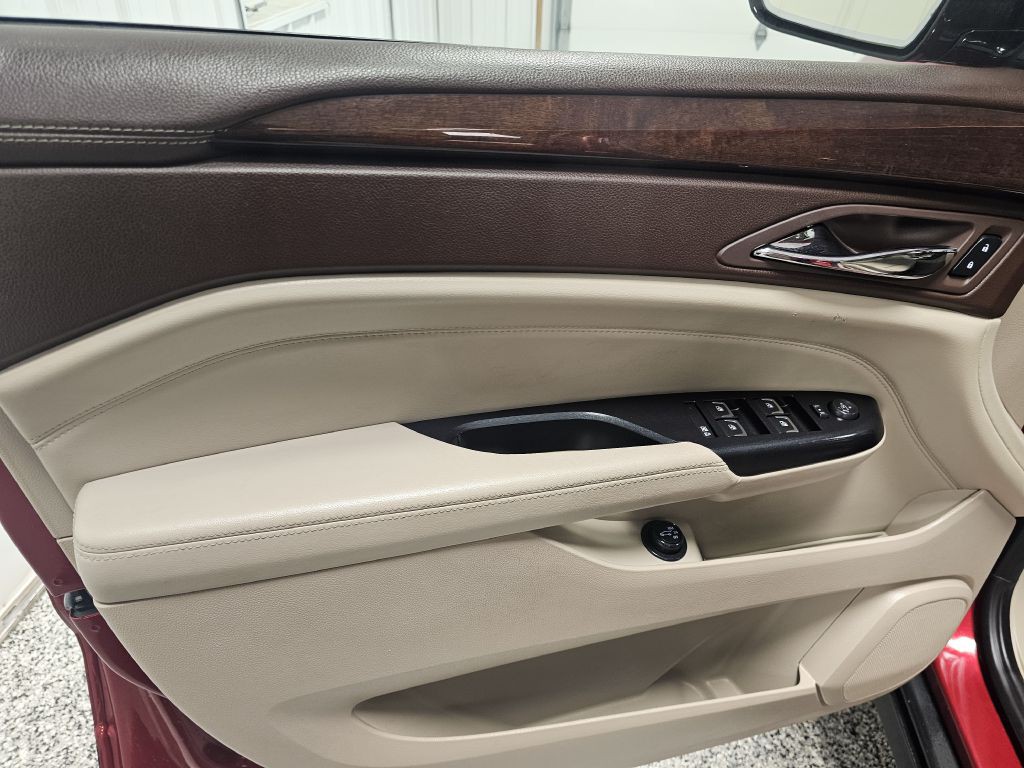 2015 Cadillac SRX Image 9