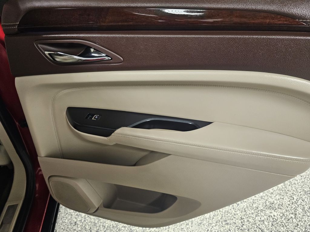 2015 Cadillac SRX Image 14