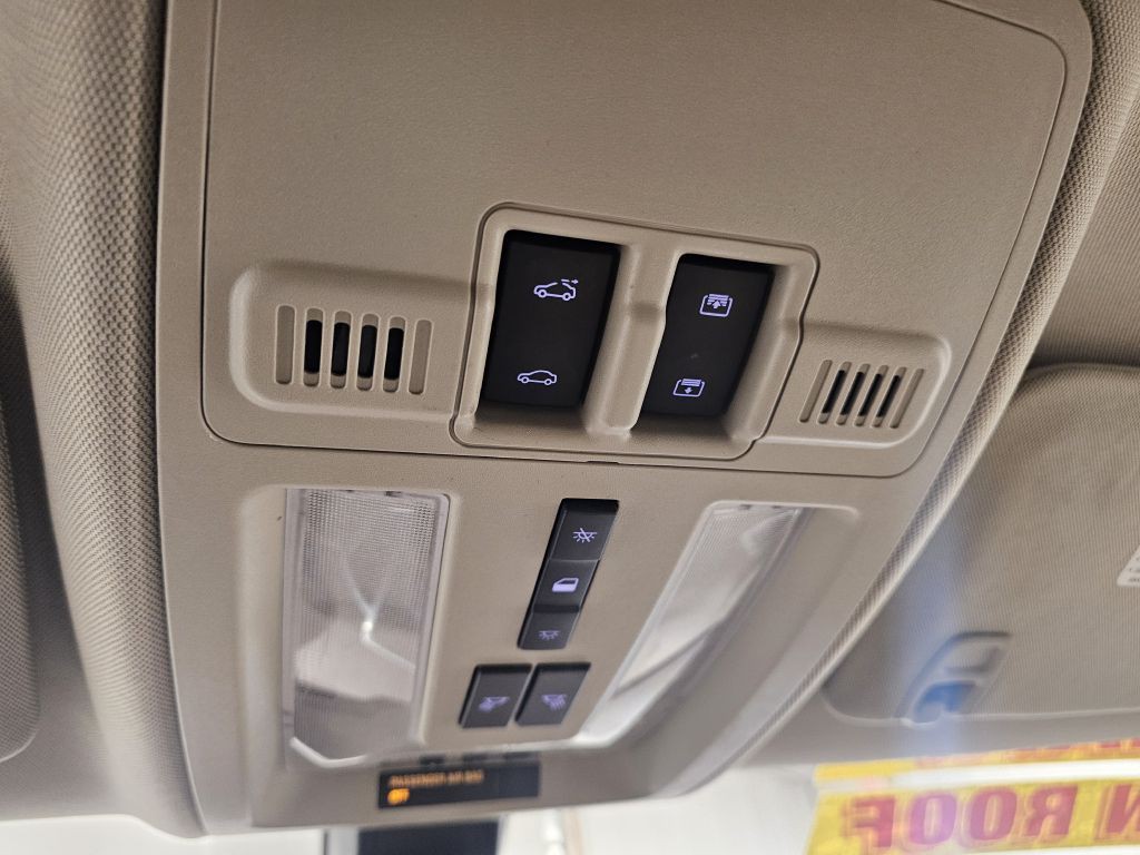 2015 Cadillac SRX Image 21