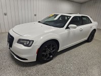 Image for 2023 Chrysler 300 S ID: 7045946