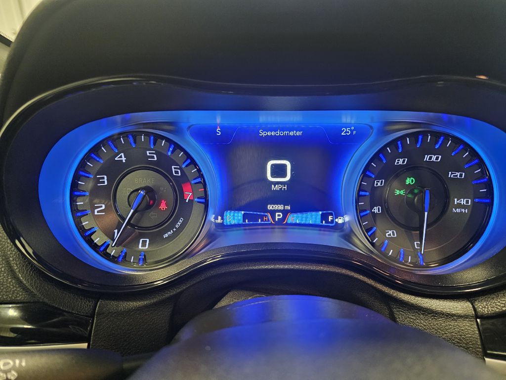 2023 Chrysler 300 Image 27