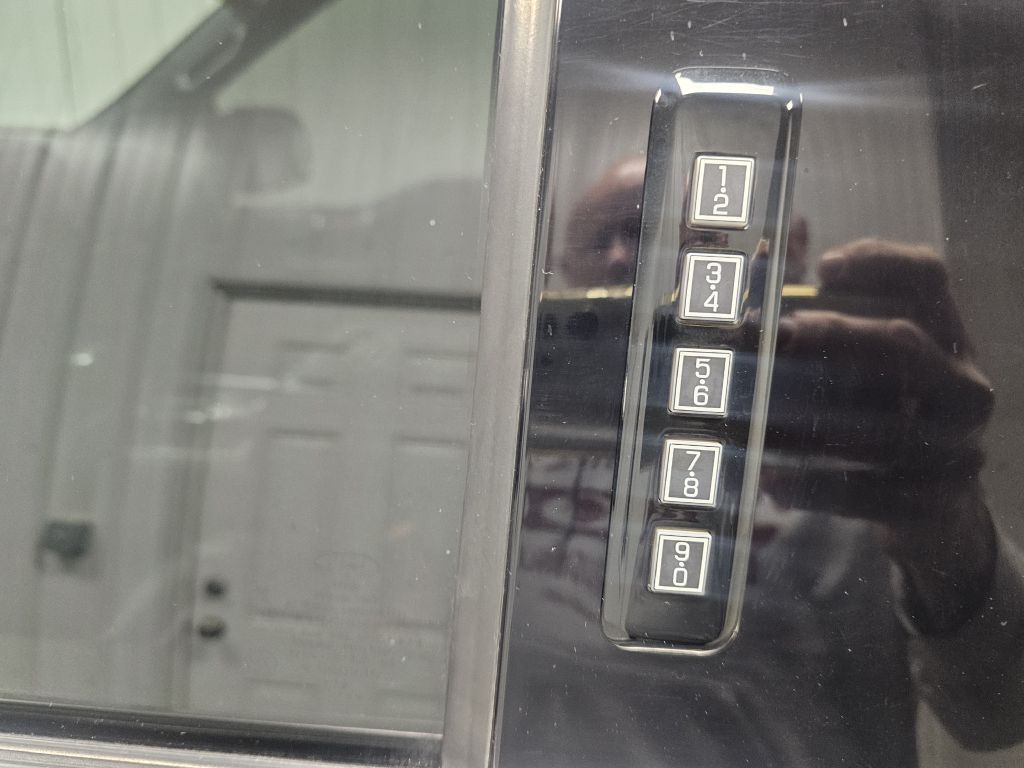 2018 Ford F-150 Image 9