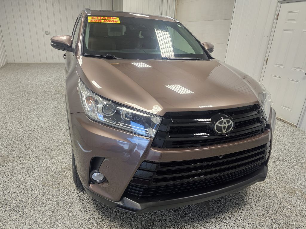 2018 Toyota Highlander Image 3