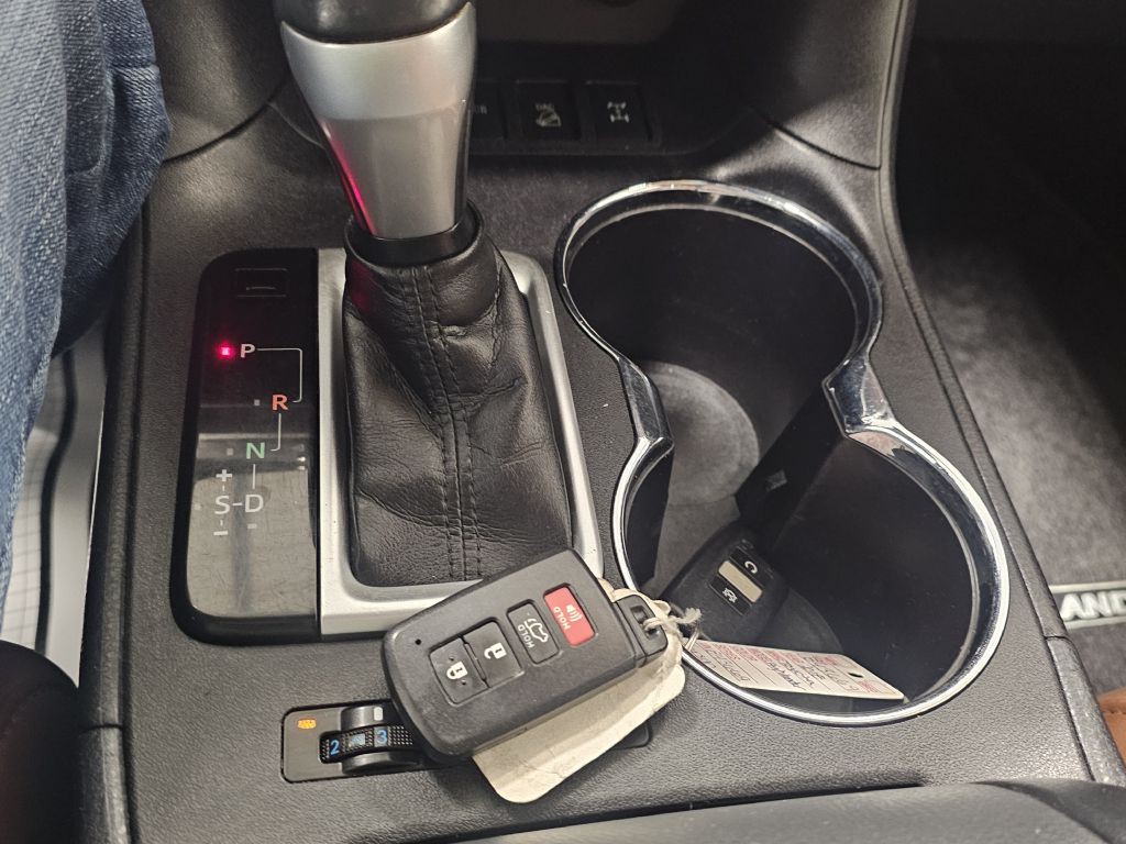 2018 Toyota Highlander Image 23