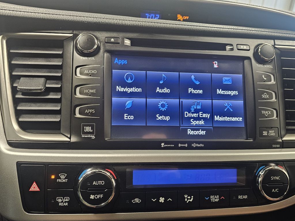 2018 Toyota Highlander Image 26