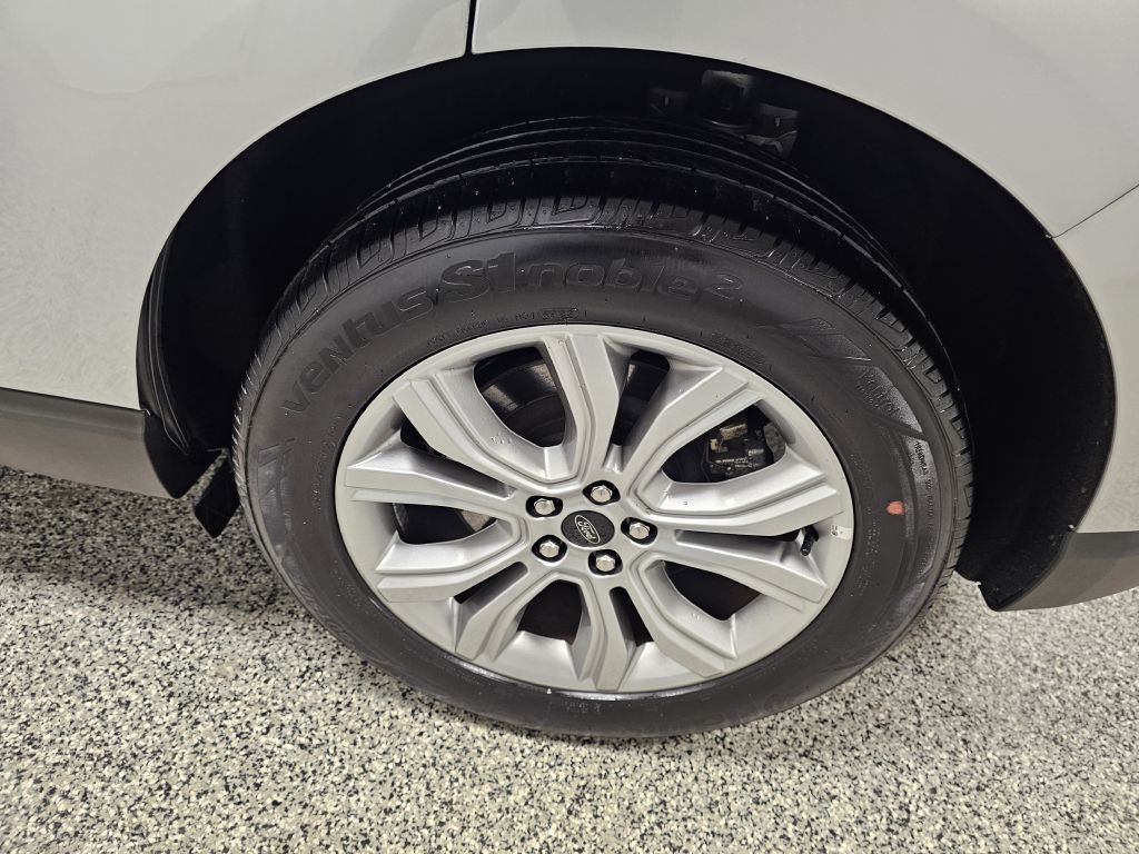 2024 Ford Edge Image 7