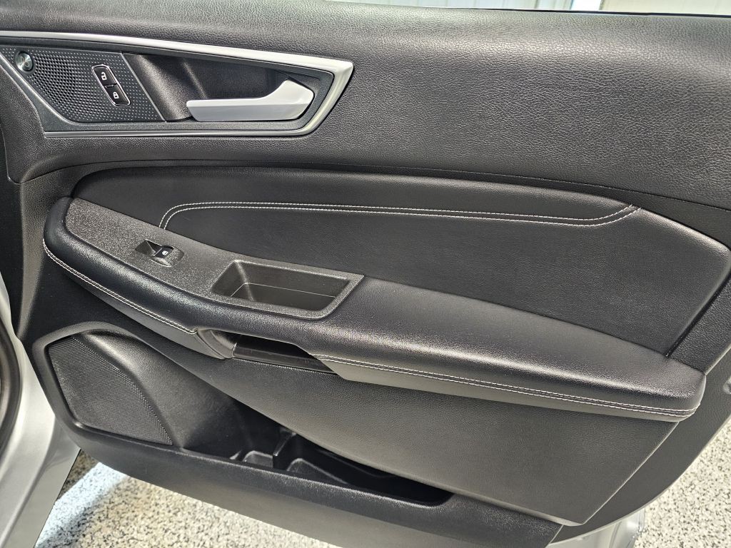 2024 Ford Edge Image 15