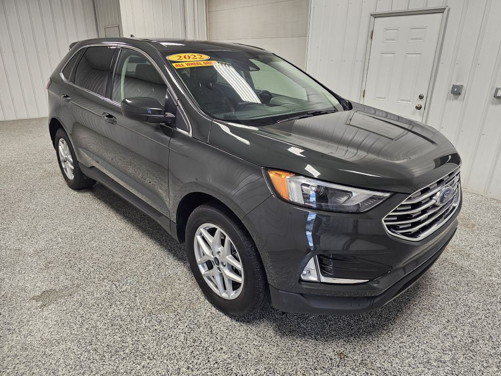 2022 Ford Edge Image 2