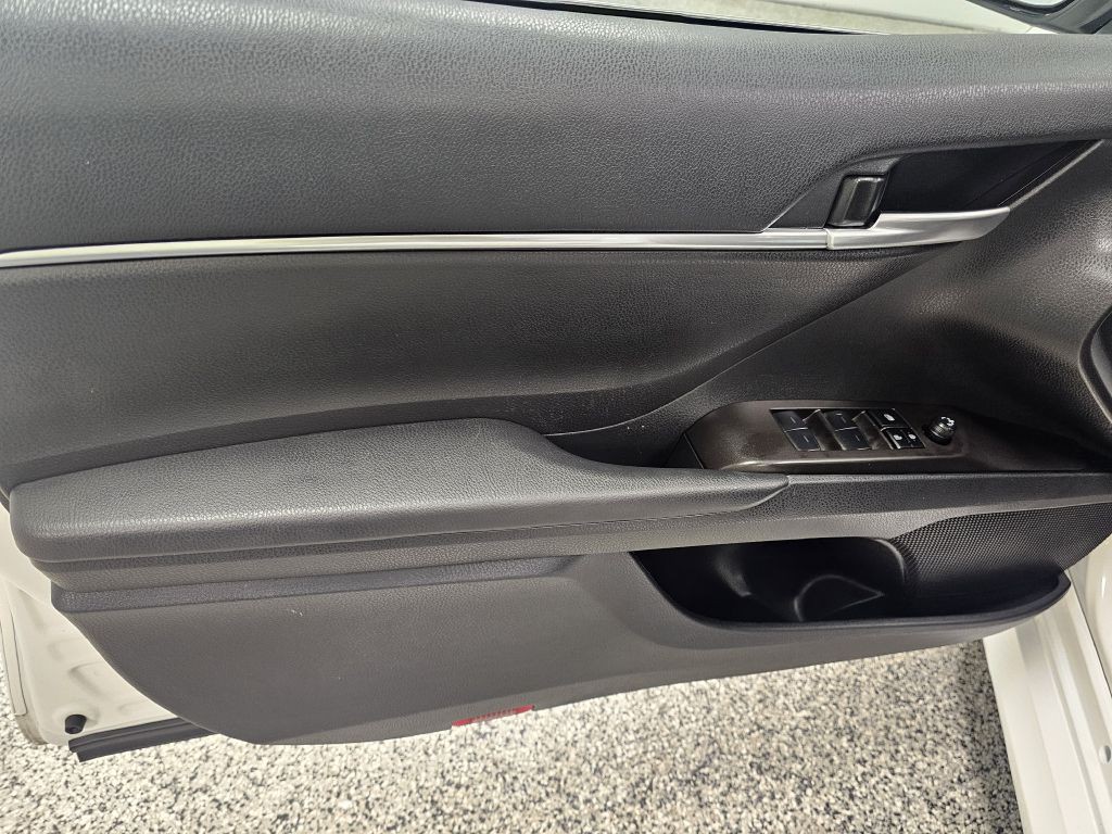 2024 Toyota Camry Image 8