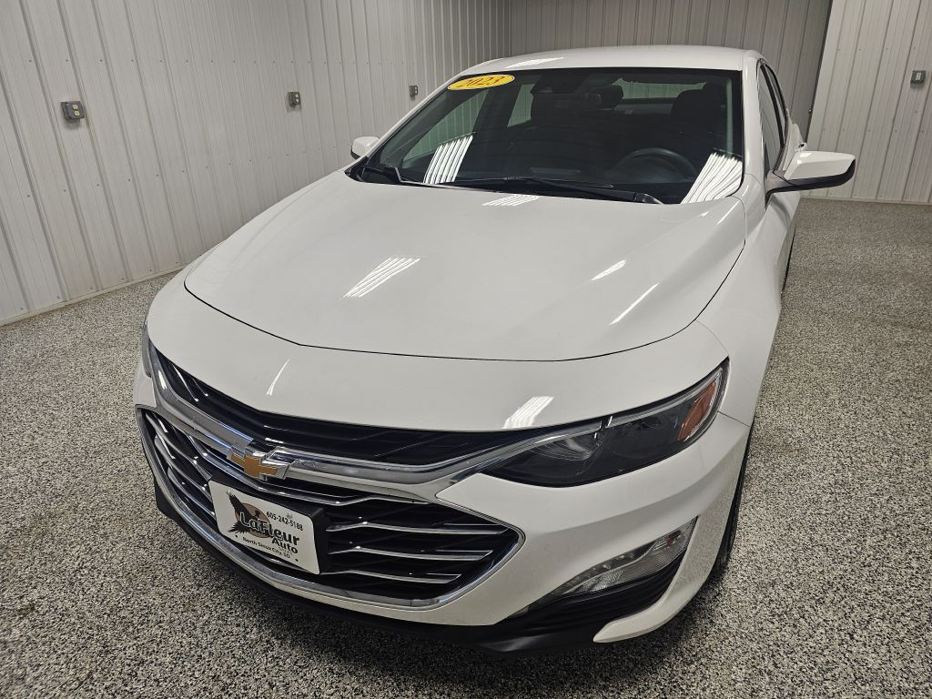 2023 Chevrolet Malibu Image 4