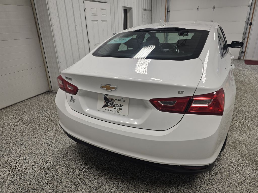 2023 Chevrolet Malibu Image 6