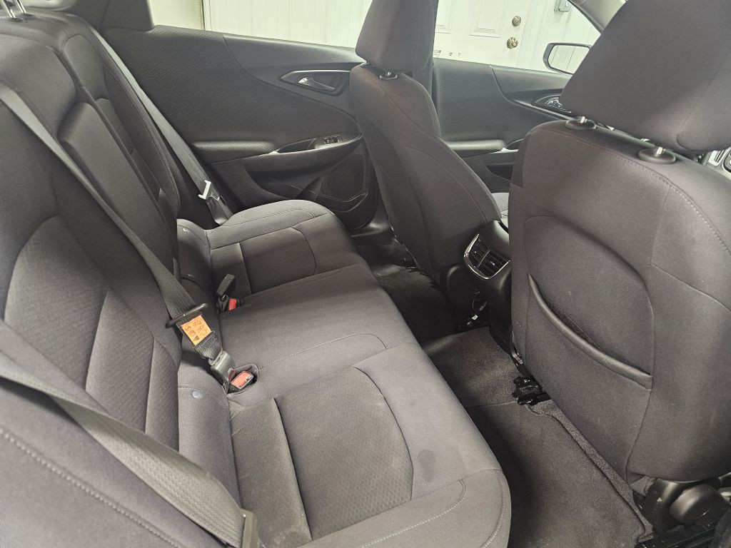 2023 Chevrolet Malibu Image 14