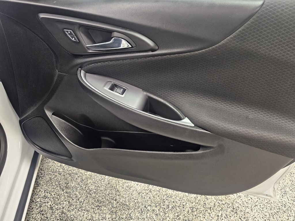 2023 Chevrolet Malibu Image 15