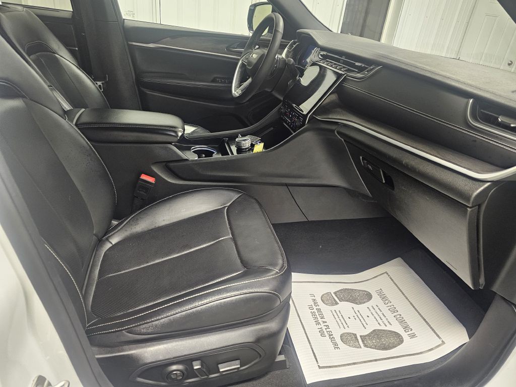 2024 Jeep Grand Cherokee Image 18