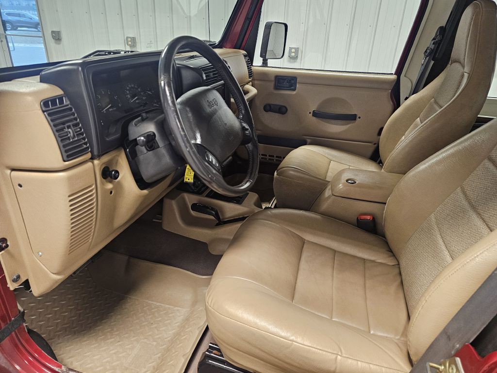 1999 Jeep Wrangler Image 9