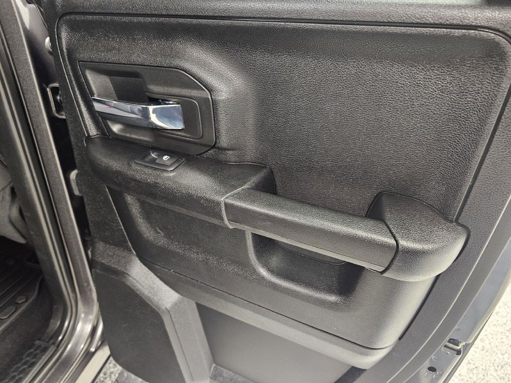 2022 RAM 1500 Image 12