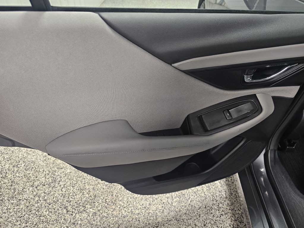 2023 Subaru Legacy Image 10