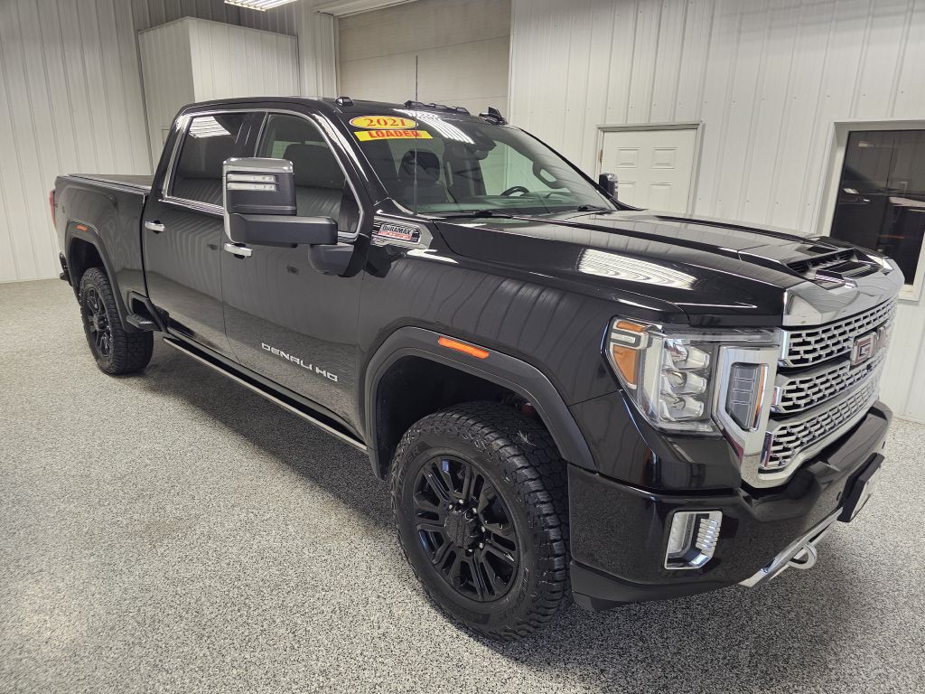 2021 GMC Sierra Image 2