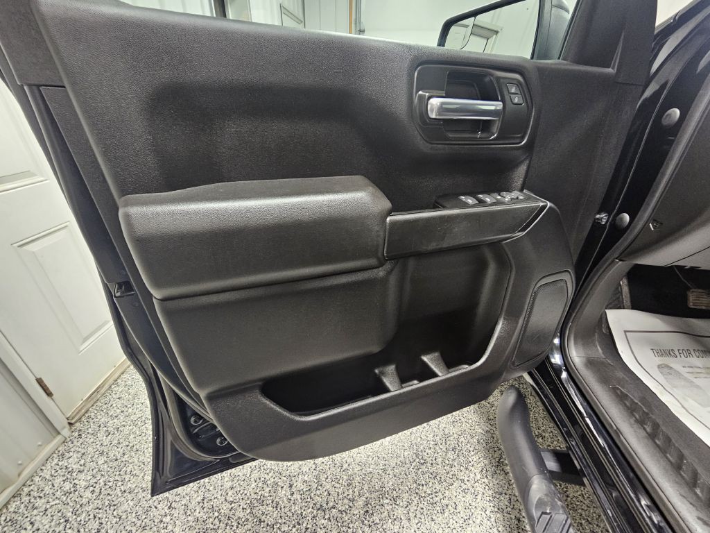 2023 Chevrolet Silverado 1500 Image 8