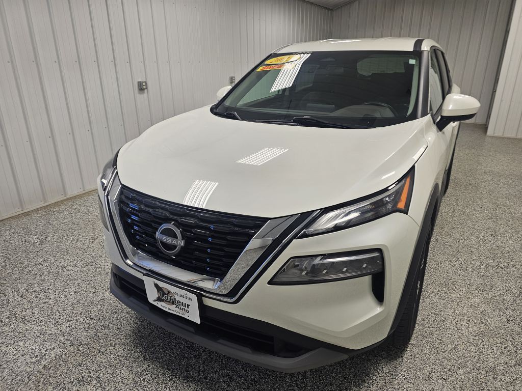 2023 Nissan Rogue Image 4