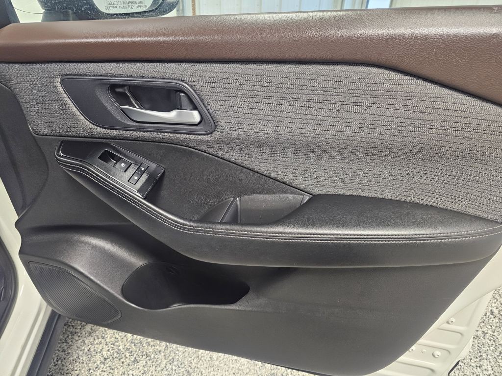 2023 Nissan Rogue Image 15