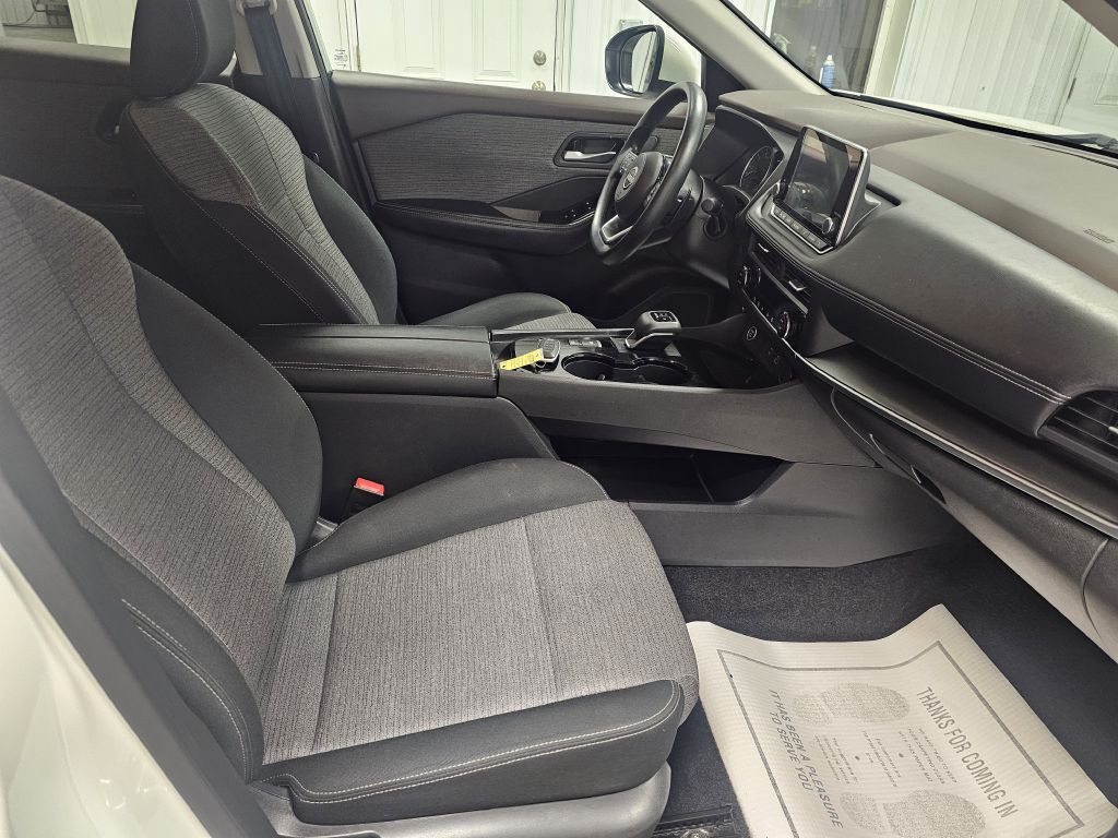 2023 Nissan Rogue Image 16