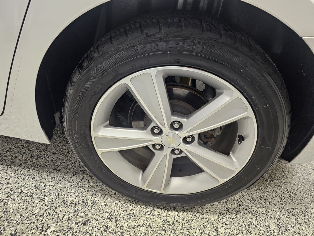 2014 Chevrolet Cruze Image 7