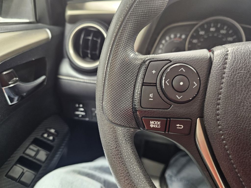 2015 Toyota Rav4 Image 19