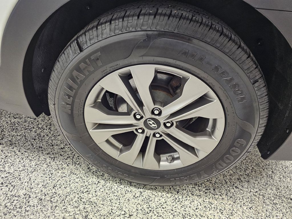 2016 Hyundai Santa Fe Sport Image 7