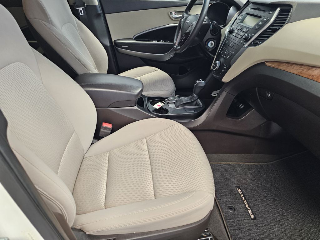 2016 Hyundai Santa Fe Sport Image 16