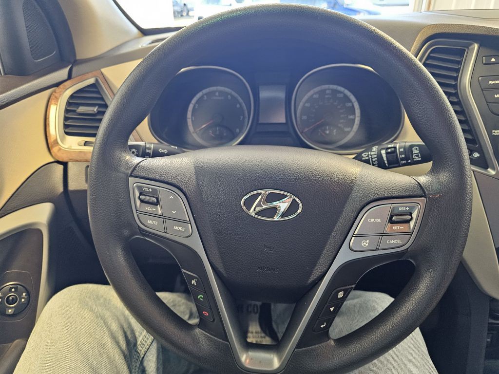 2016 Hyundai Santa Fe Sport Image 17